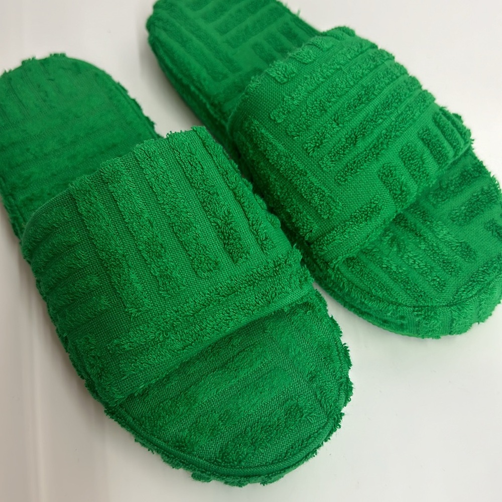 Green Slides - image 8